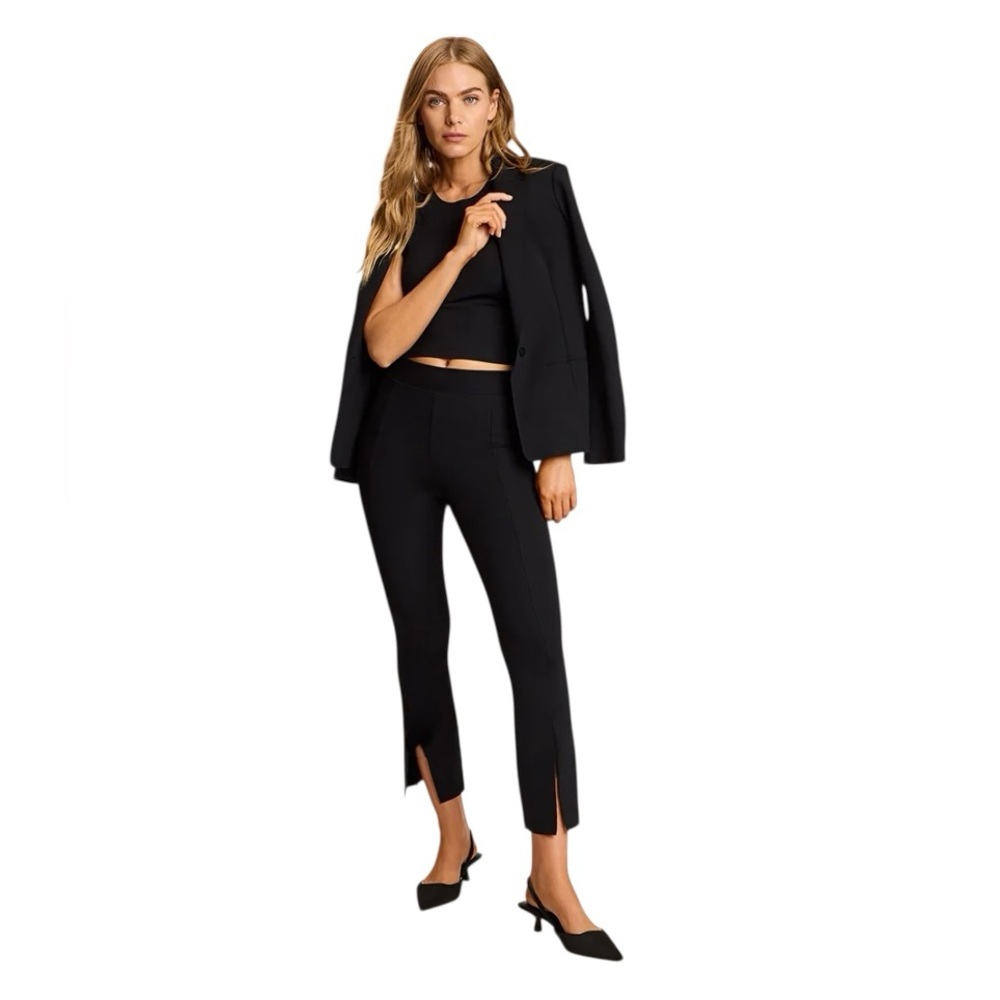 Urban Outfitters Black Cropped Split Hem Black Knit Trouser Pants Sz Small NWT